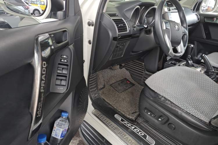 Used Toyota Prado 2016 2.7L Automatic Standard Edition Driver Seat