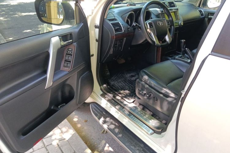 Used Toyota Prado 2016 3.5L Automatic TX-L NAVI Driver Seat