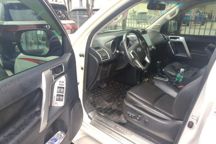 Used Toyota Prado 2016 2.7L Automatic Standard Edition Driver Seat