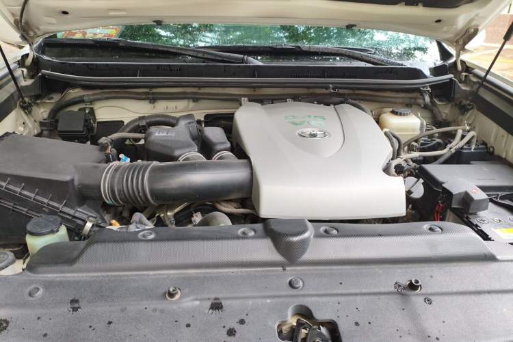 Used Toyota Prado 2016 3.5L Automatic TX-L Engine Bay