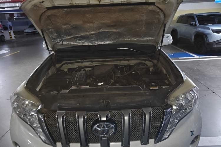 Used Toyota Prado 2016 2.7L Automatic Standard Edition Engine Bay