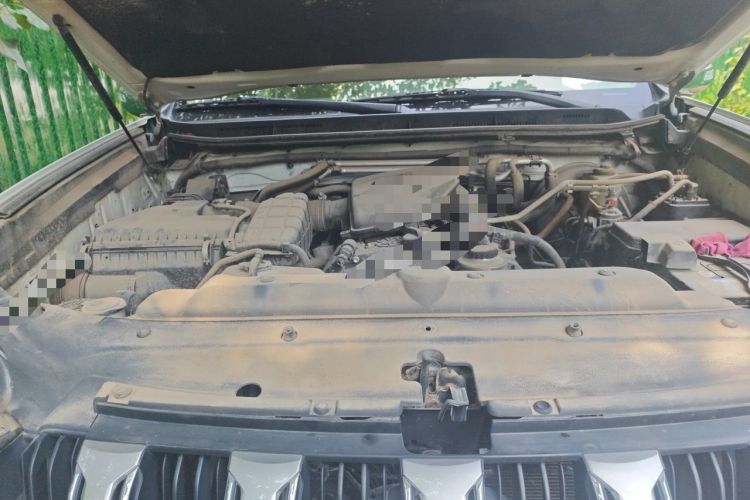 Used Toyota Prado  Engine Bay