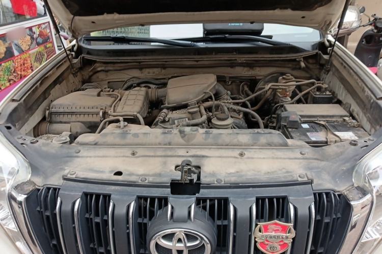 Used Toyota Prado 2016 2700 TX 7-Seater Middle East Version Engine Bay