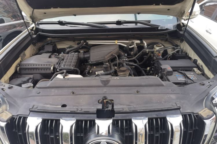 Used Toyota Prado 2016 2.7L Automatic Luxury Edition Engine Bay