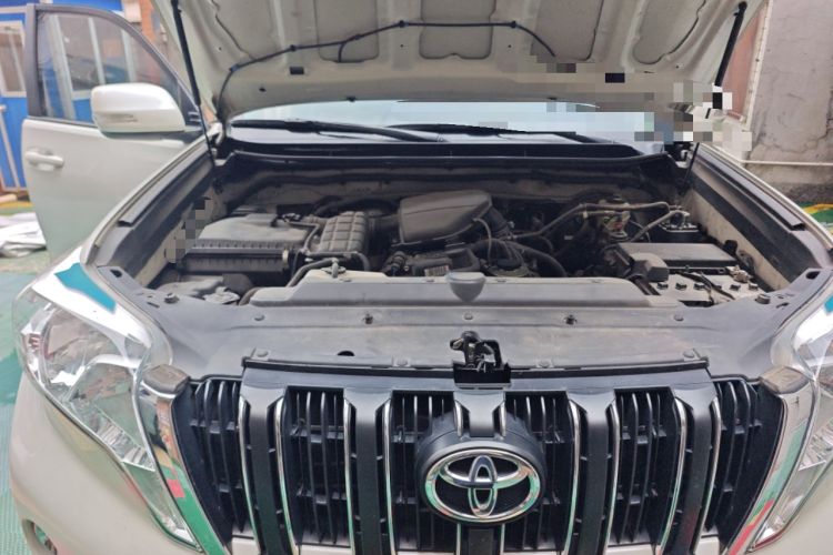 Used Toyota Prado 2016 2.7L Automatic Standard Edition Engine Bay