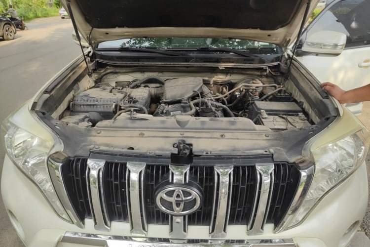 Used Toyota Prado 2016 2.7L Automatic Standard Edition Engine Bay