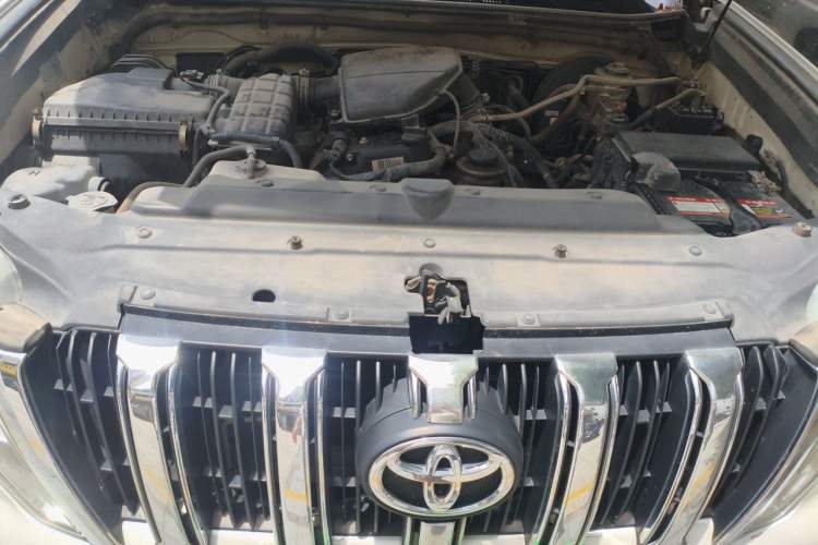Used Toyota Prado 2016 2.7L Automatic Standard Edition Engine Bay
