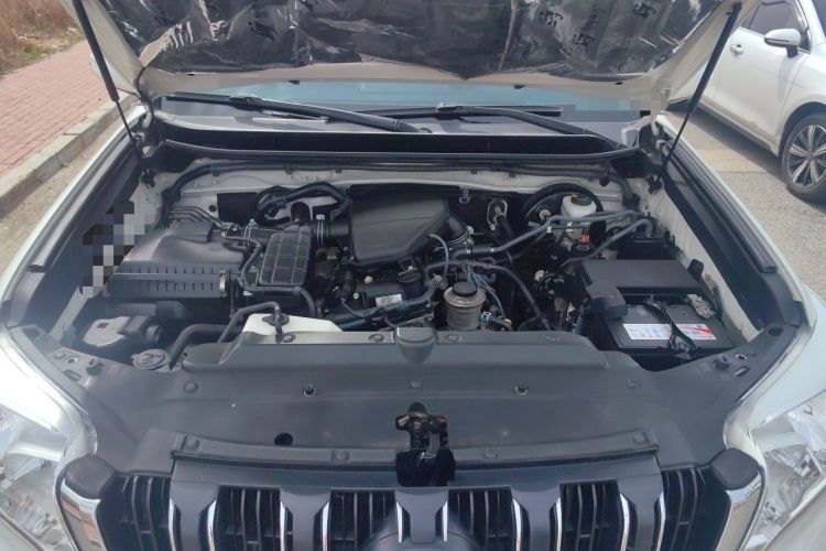 Used Toyota Prado 2016 2.7L Automatic Standard Edition Engine Bay