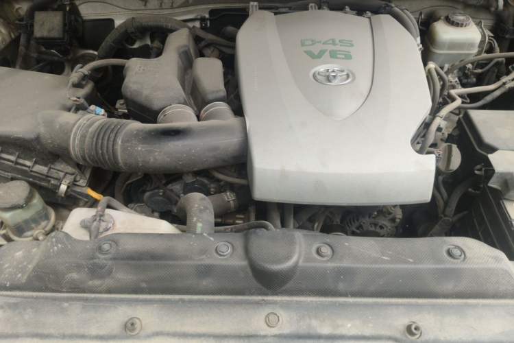 Used Toyota Prado 2016 3.5L Automatic TX-L Engine Bay