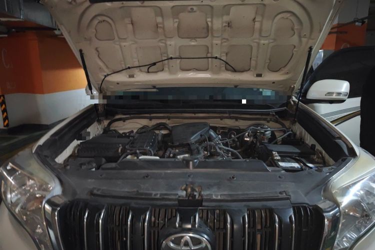 Used Toyota Prado 2016 2.7L Automatic Standard Edition Engine Bay