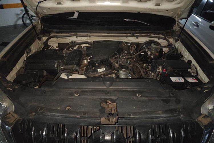 Used Toyota Prado 2016 2.7L Automatic Standard Edition Engine Bay