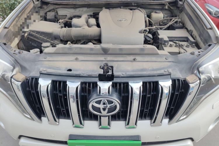 Used Toyota Prado 2016 3.5L Automatic TX-L Engine Bay