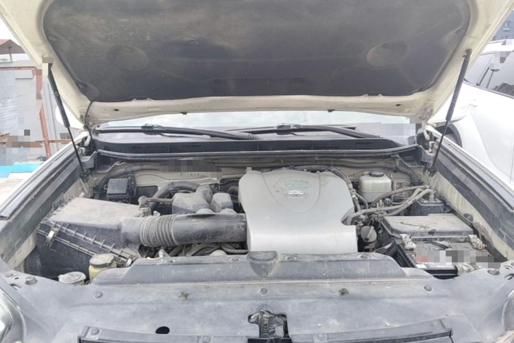 Used Toyota Prado 2016 3.5L Automatic TX-L Engine Bay