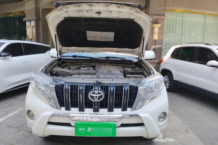 Used Toyota Prado  Engine Bay