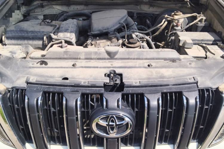 Used Toyota Prado 2016 2.7L Automatic Standard Edition Engine Bay