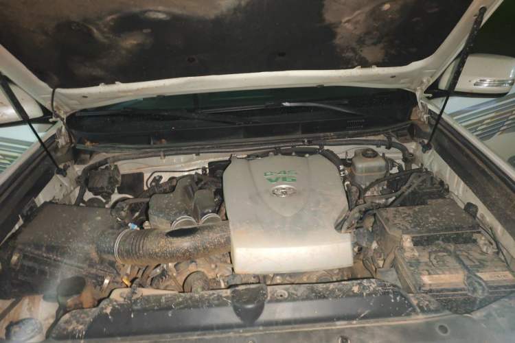 Used Toyota Prado 2016 3.5L Automatic TX-L Engine Bay