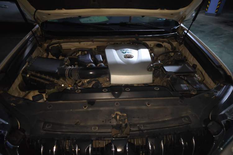 Used Toyota Prado 2016 3.5L Automatic TX-L Engine Bay