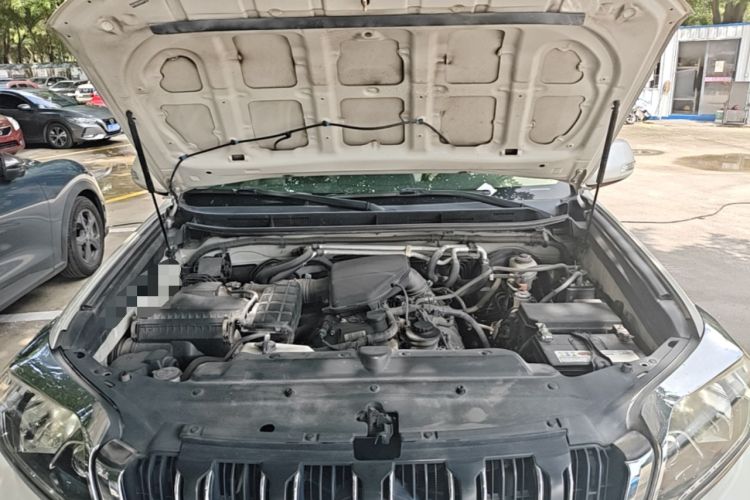 Used Toyota Prado 2016 2.7L Automatic Luxury Edition Engine Bay