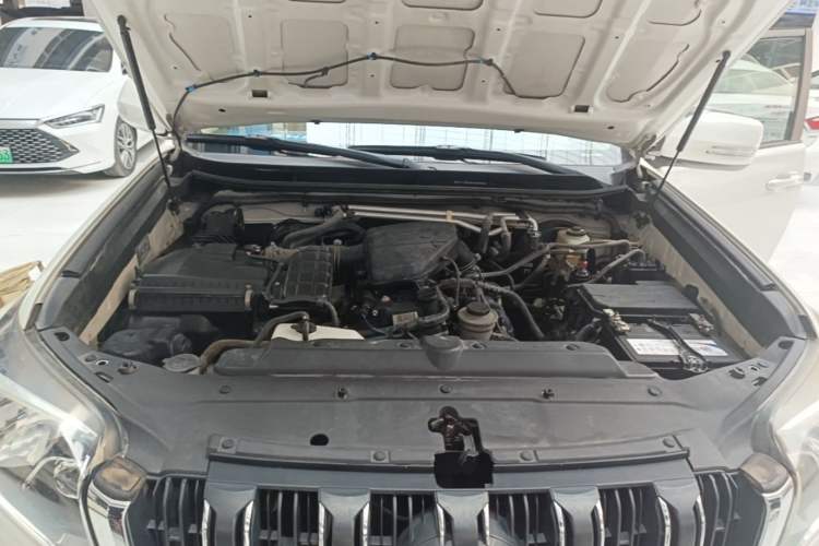 Used Toyota Prado 2016 2.7L Automatic Luxury Edition Engine Bay