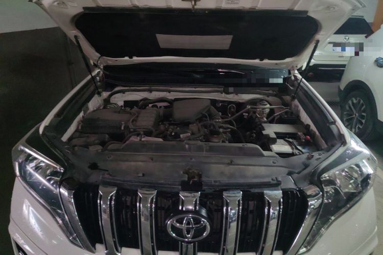 Used Toyota Prado 2016 2.7L Automatic Standard Edition Engine Bay