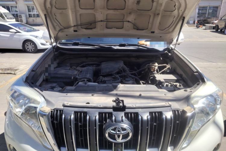 Used Toyota Prado 2016 2.7L Automatic Standard Edition Engine Bay