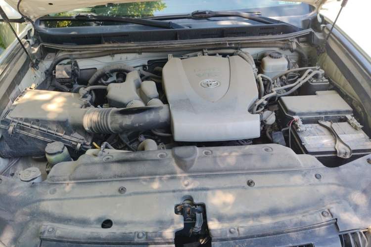 Used Toyota Prado 2016 3.5L Automatic TX-L Engine Bay