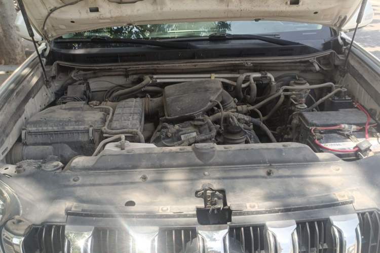 Used Toyota Prado  Engine Bay