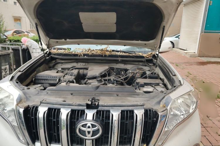 Used Toyota Prado 2016 2.7L Automatic Standard Edition Engine Bay