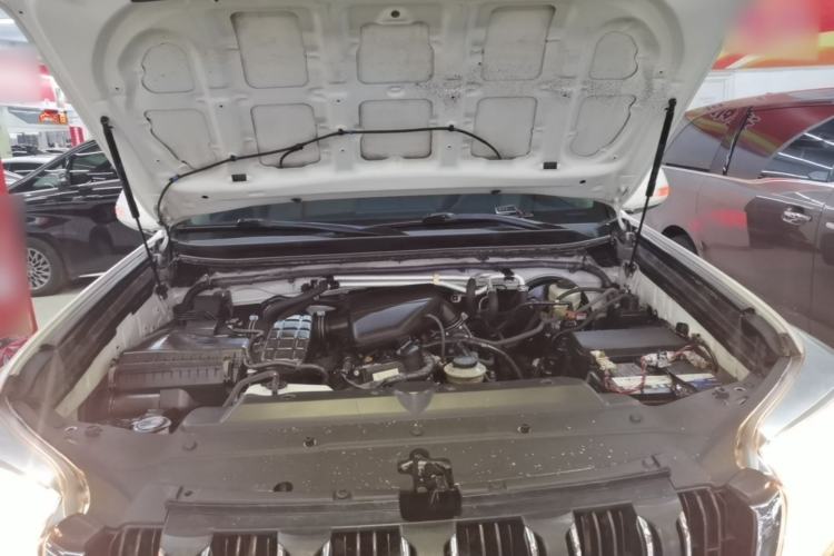 Used Toyota Prado 2016 2700 Middle East Version Engine Bay