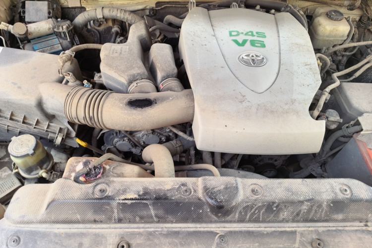 Used Toyota Prado 2016 3.5L Automatic TX-L Engine Bay