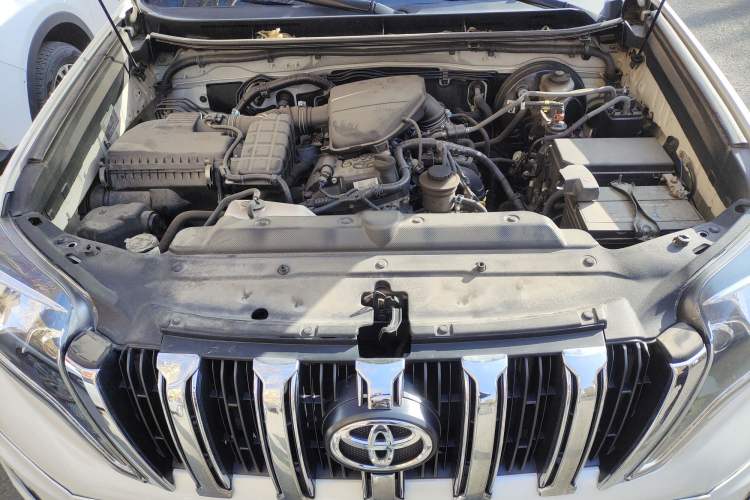 Used Toyota Prado 2016 2.7L Automatic Standard Edition Engine Bay