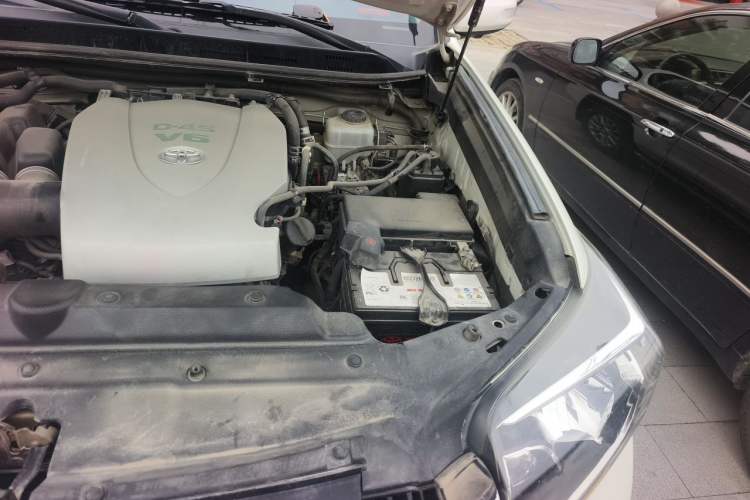 Used Toyota Prado 2016 3.5L Automatic VX NAVI Engine Bay Left