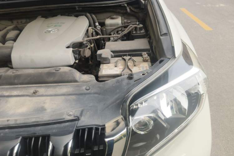Used Toyota Prado 2016 3.5L Automatic TX-L Engine Bay Left