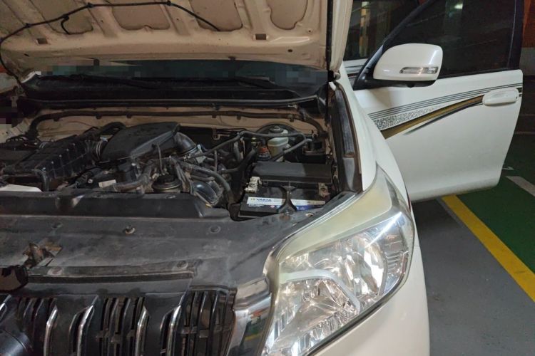 Used Toyota Prado 2016 2.7L Automatic Standard Edition Engine Bay Left