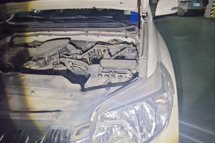 Used Toyota Prado 2016 2.7L Automatic Standard Edition Engine Bay Left