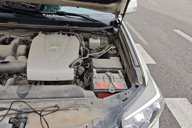Used Toyota Prado 2016 3.5L Automatic TX-L Engine Bay Left