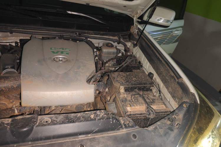Used Toyota Prado 2016 3.5L Automatic TX-L Engine Bay Left