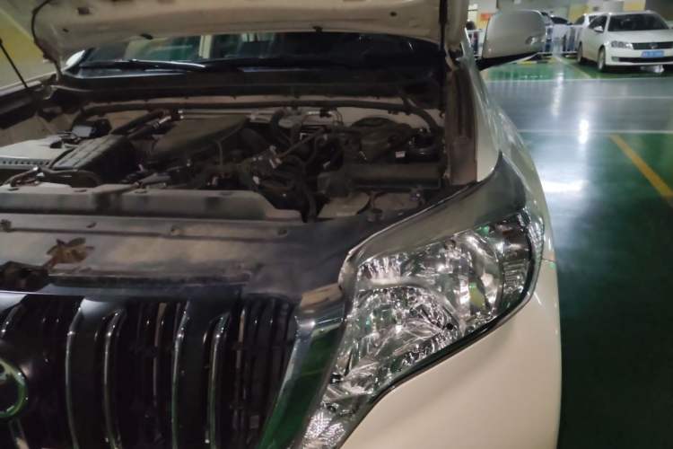 Used Toyota Prado 2016 2700 TX 7-Seater Middle East Version Engine Bay Left