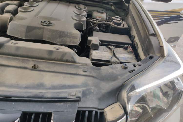 Used Toyota Prado  Engine Bay Left