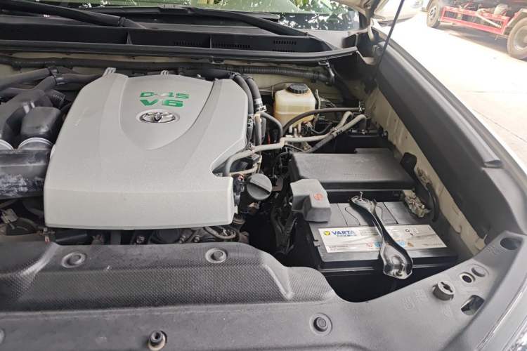 Used Toyota Prado 2016 3.5L Automatic VX NAVI Engine Bay Left