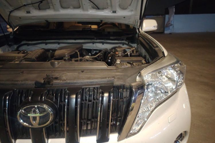 Used Toyota Prado 2016 2.7L Automatic Standard Edition Engine Bay Left