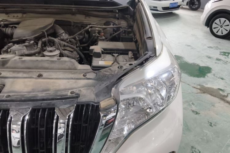 Used Toyota Prado 2016 2.7L Automatic Standard Edition Engine Bay Left