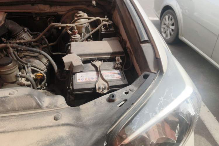 Used Toyota Prado  Engine Bay Left