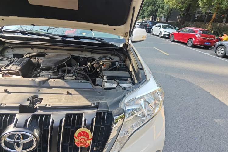 Used Toyota Prado 2016 2.7L Automatic Standard Edition Engine Bay Left