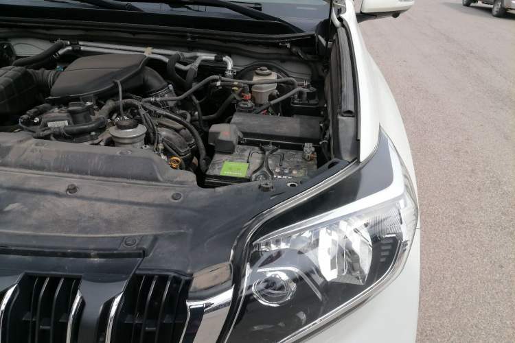 Used Toyota Prado 2016 2.7L Automatic Luxury Edition Engine Bay Left