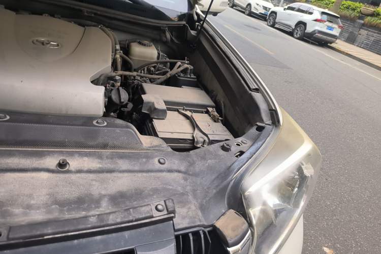 Used Toyota Prado 2016 3.5L Automatic TX-L Engine Bay Left