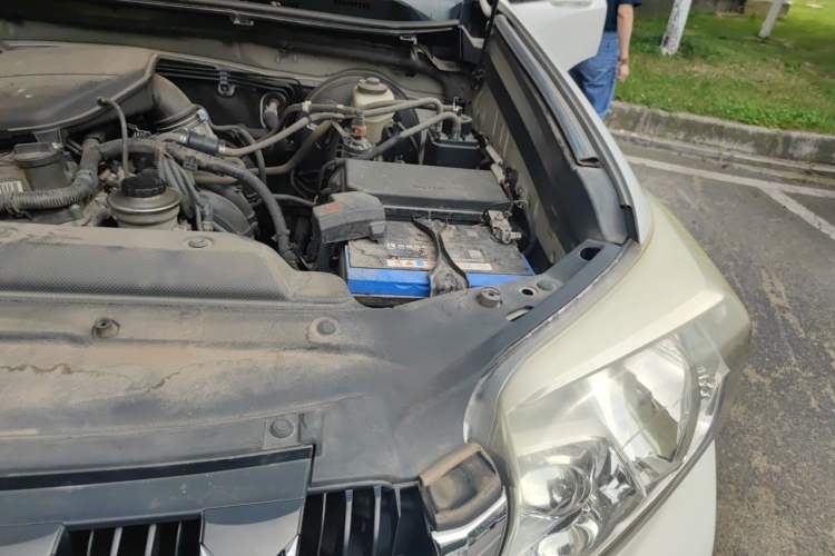 Used Toyota Prado 2016 2.7L Automatic Standard Edition Engine Bay Left