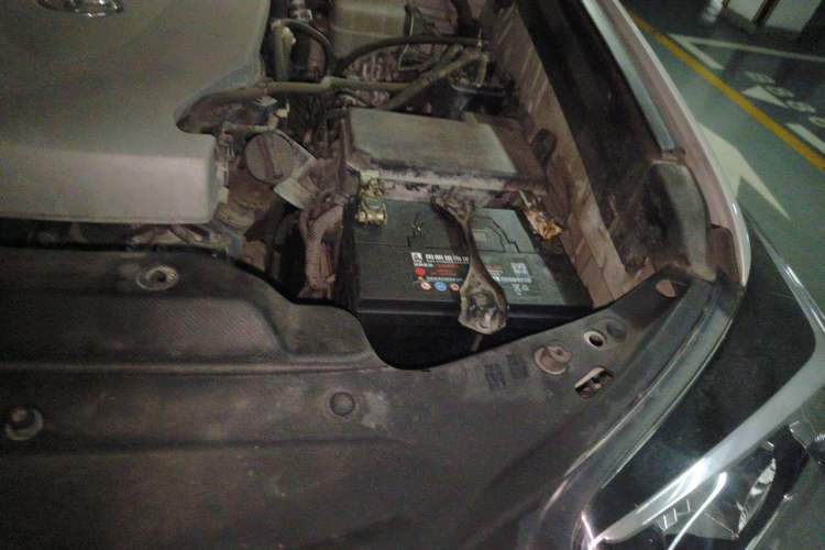 Used Toyota Prado 2016 3.5L Automatic TX-L Engine Bay Left