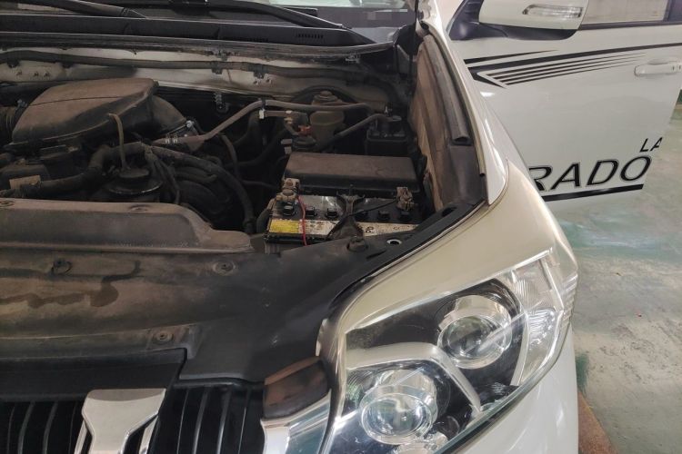Used Toyota Prado 2016 2.7L Automatic Standard Edition Engine Bay Left