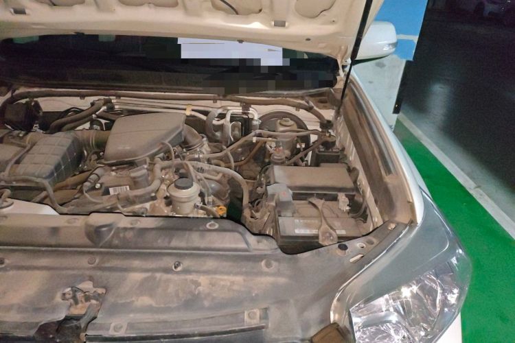 Used Toyota Prado  Engine Bay Left